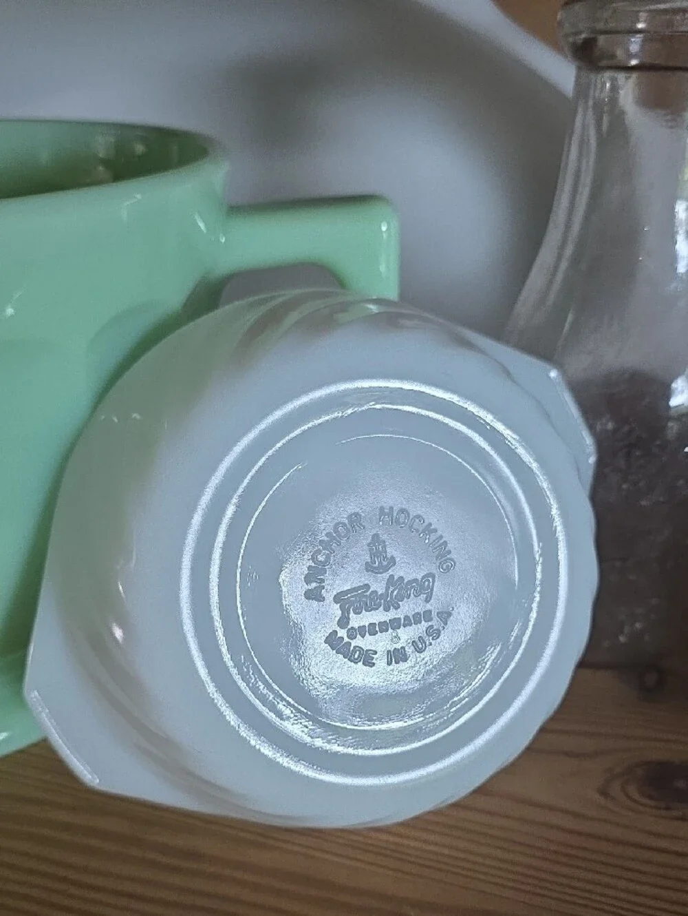 VINTAGE Anchor HOCKING White SWIRL Milk Glass serving Bowls